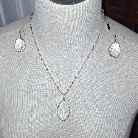 Gold and Silver Teardrop Necklace Set - Picture 1 of 7